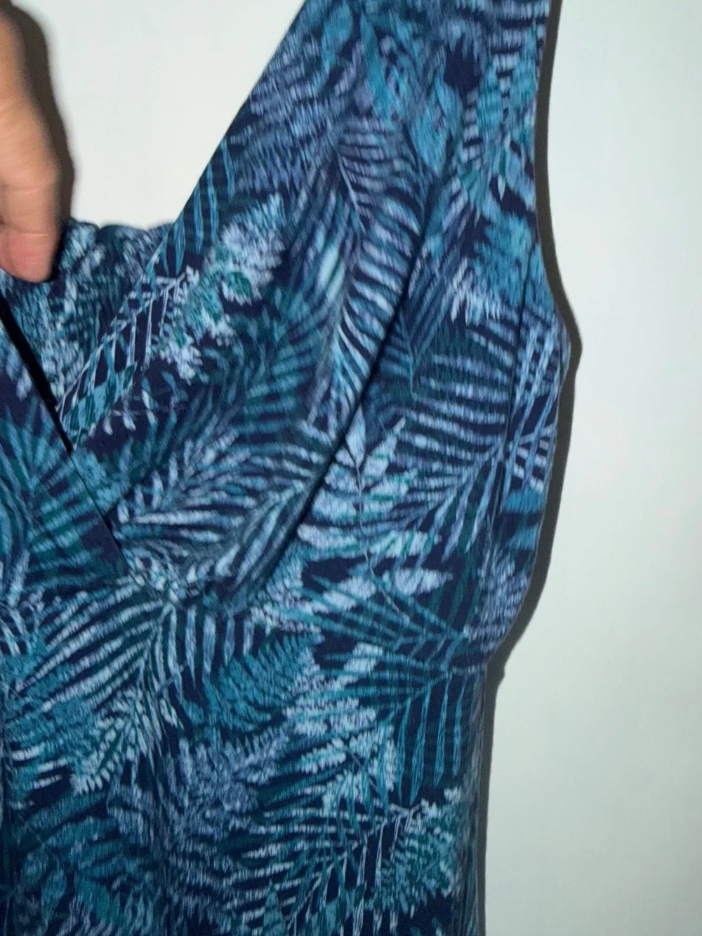 Tommy Bahama Teal and Navy Palm-Print V-Neck Sundress size small